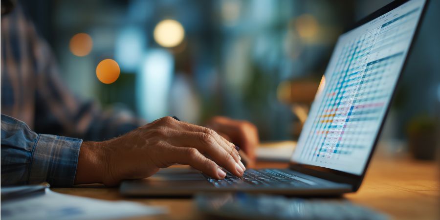 các phần mềm quản lý nhân viên